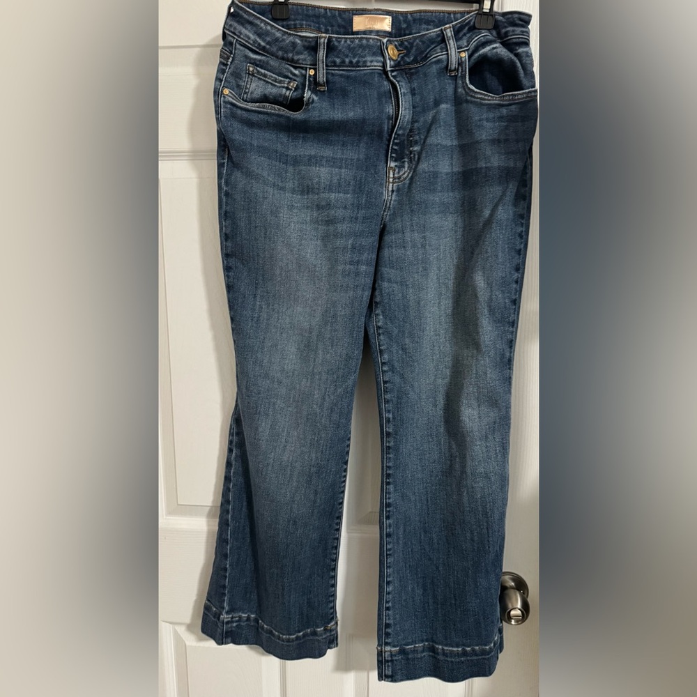 Kut from the Kloth Women's Straight Leg Jeans in Blue